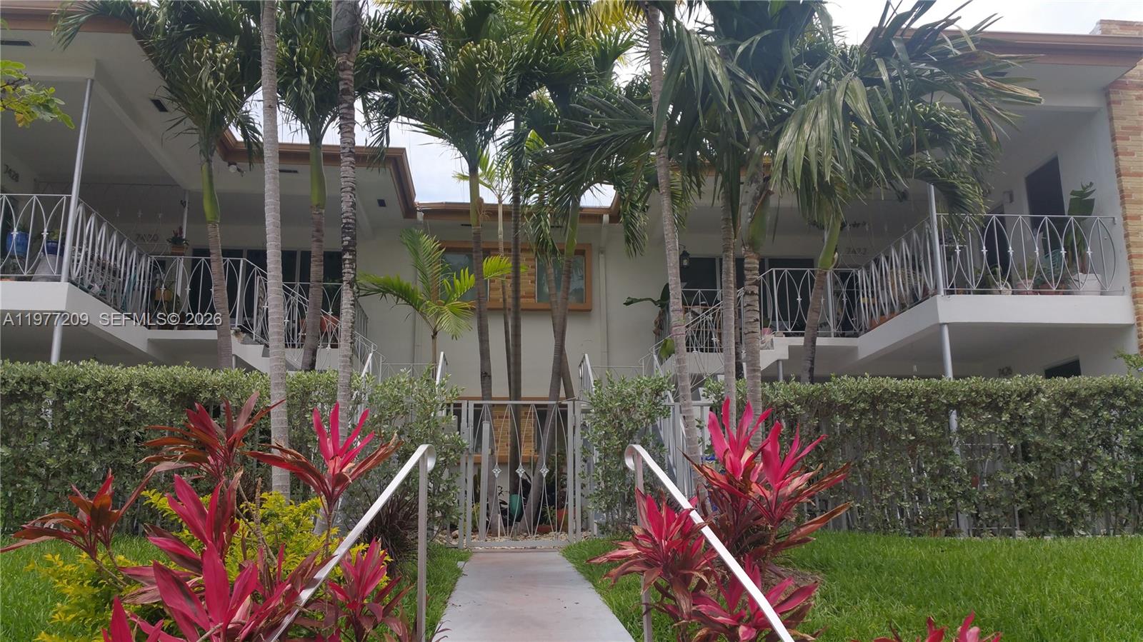 7400 NE 6th Ct #7400 Miami, FL 33138