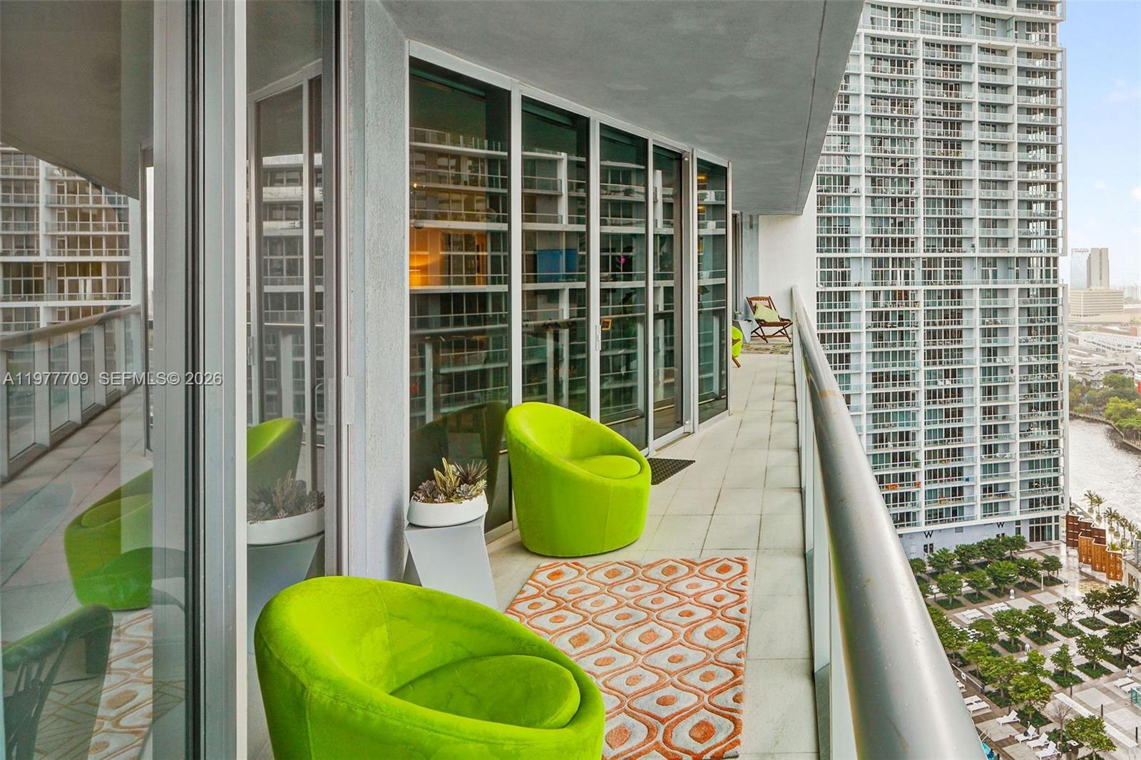 image Icon Brickell II17