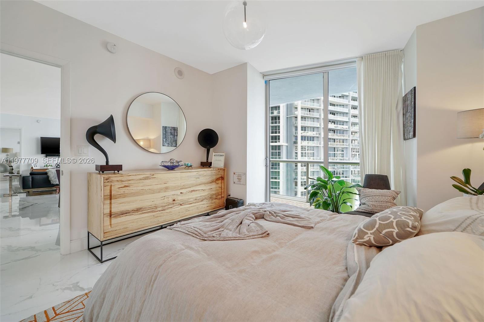 image Icon Brickell II23