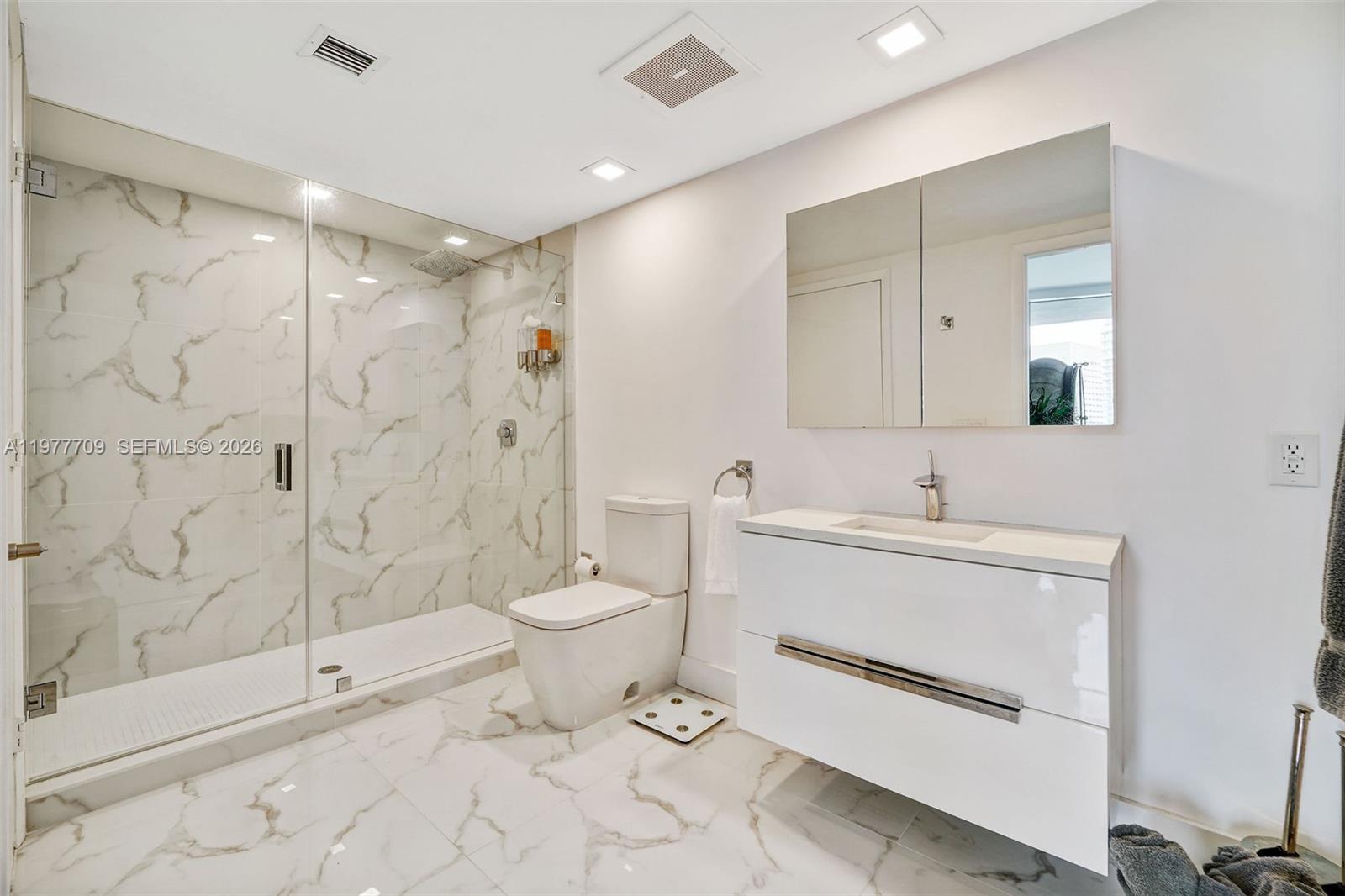 image Icon Brickell II24