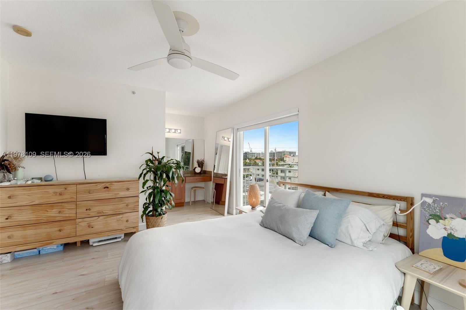 630 85th St #205 Miami Beach, FL 33141