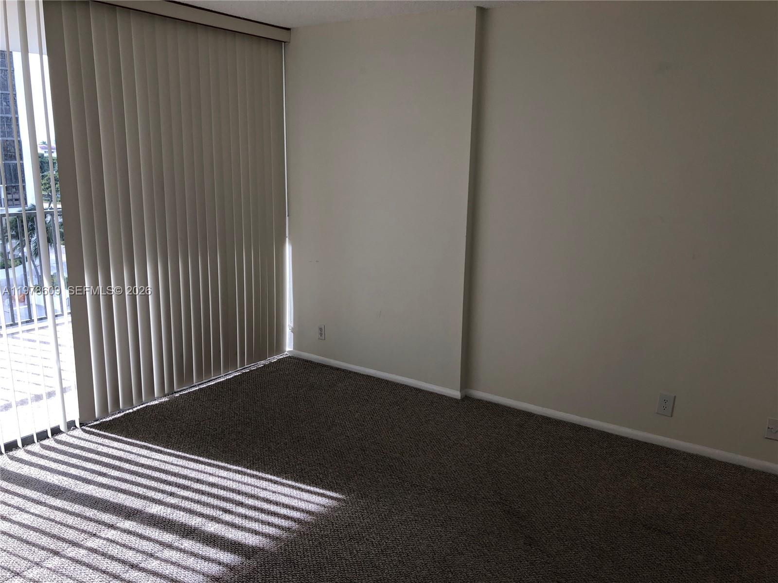 1901 Brickell Ave #B604 Miami, FL 33129