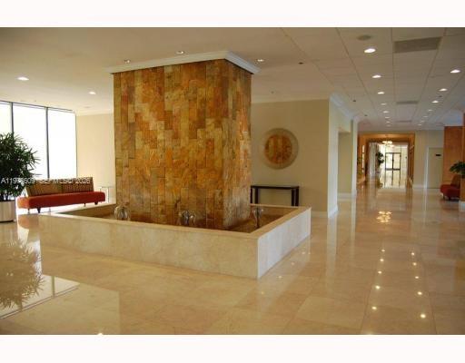 1901 Brickell Ave #B604 Miami, FL 33129