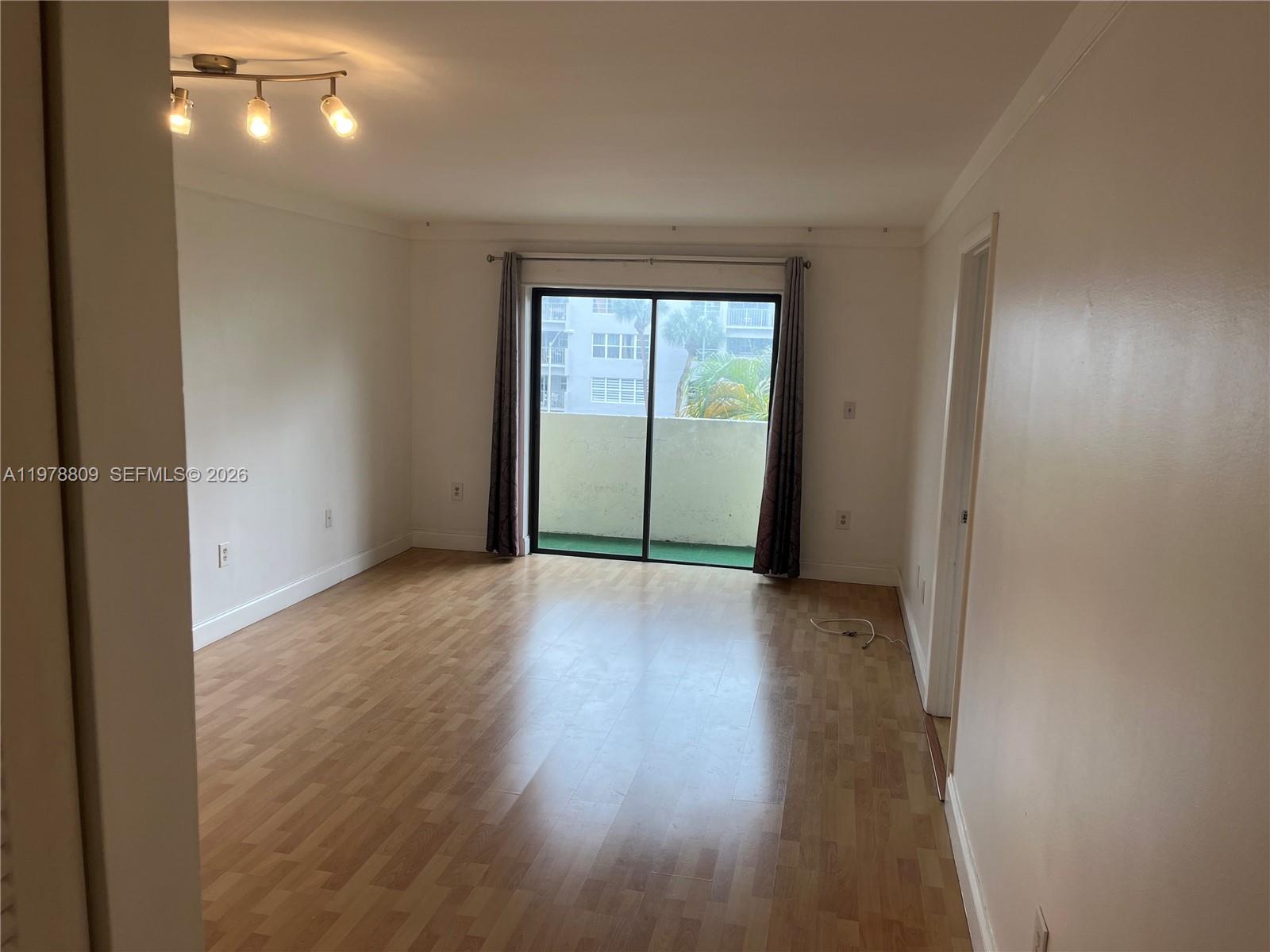 1250 Lincoln Rd #310 Miami Beach, FL 33139