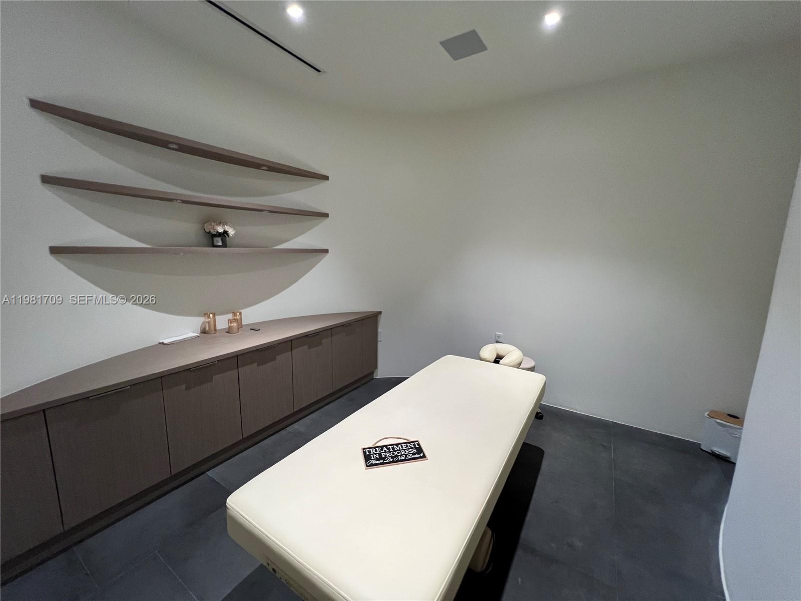 image The Fairchild Coconut Grove42