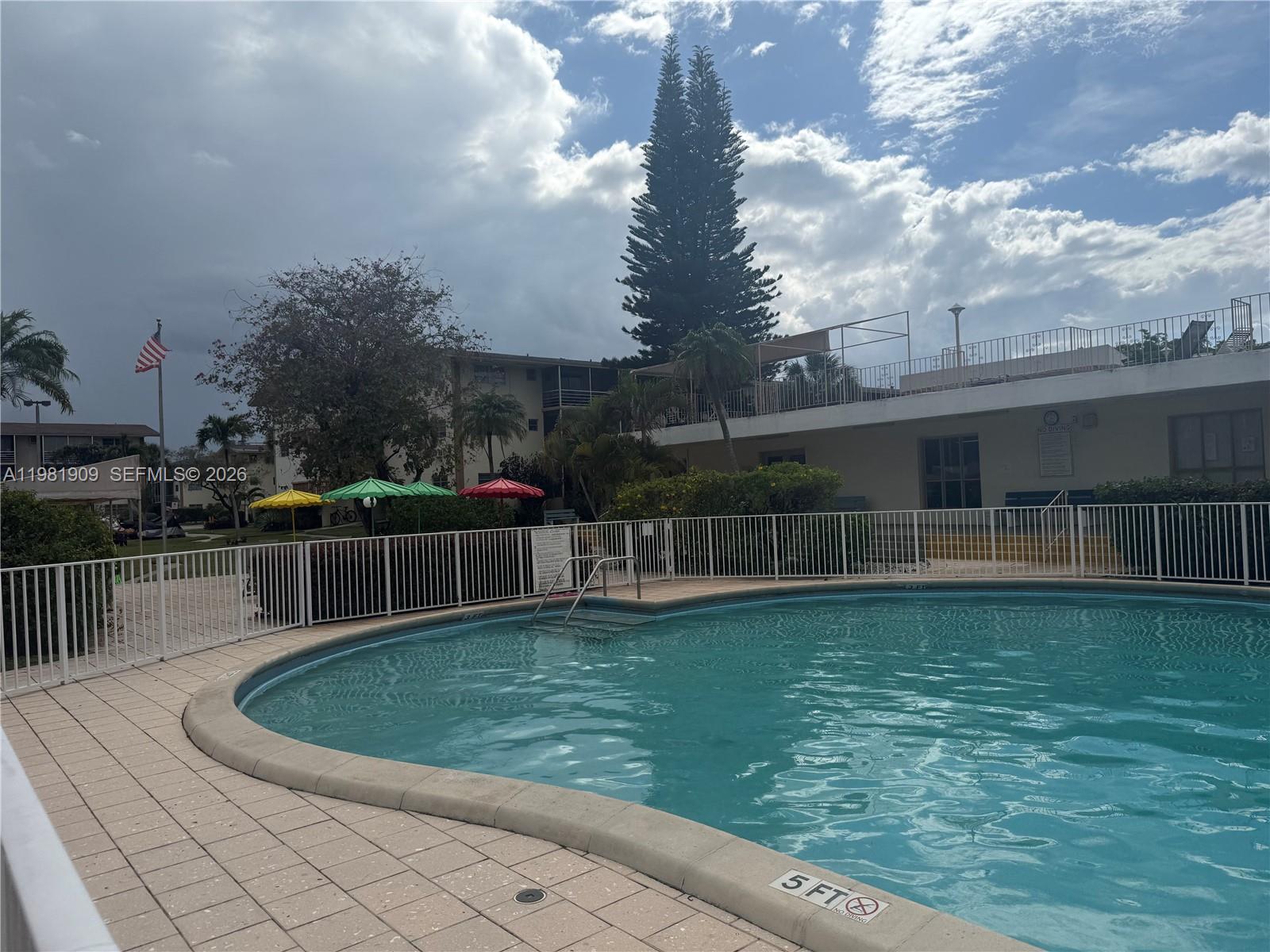 16701 NE 13th Ave #214 Miami, FL 33162