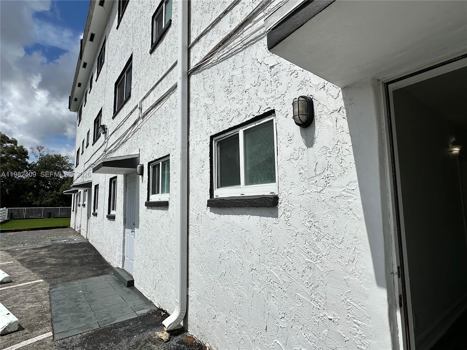 1400 NE 56th St #109 Fort Lauderdale, FL 33334