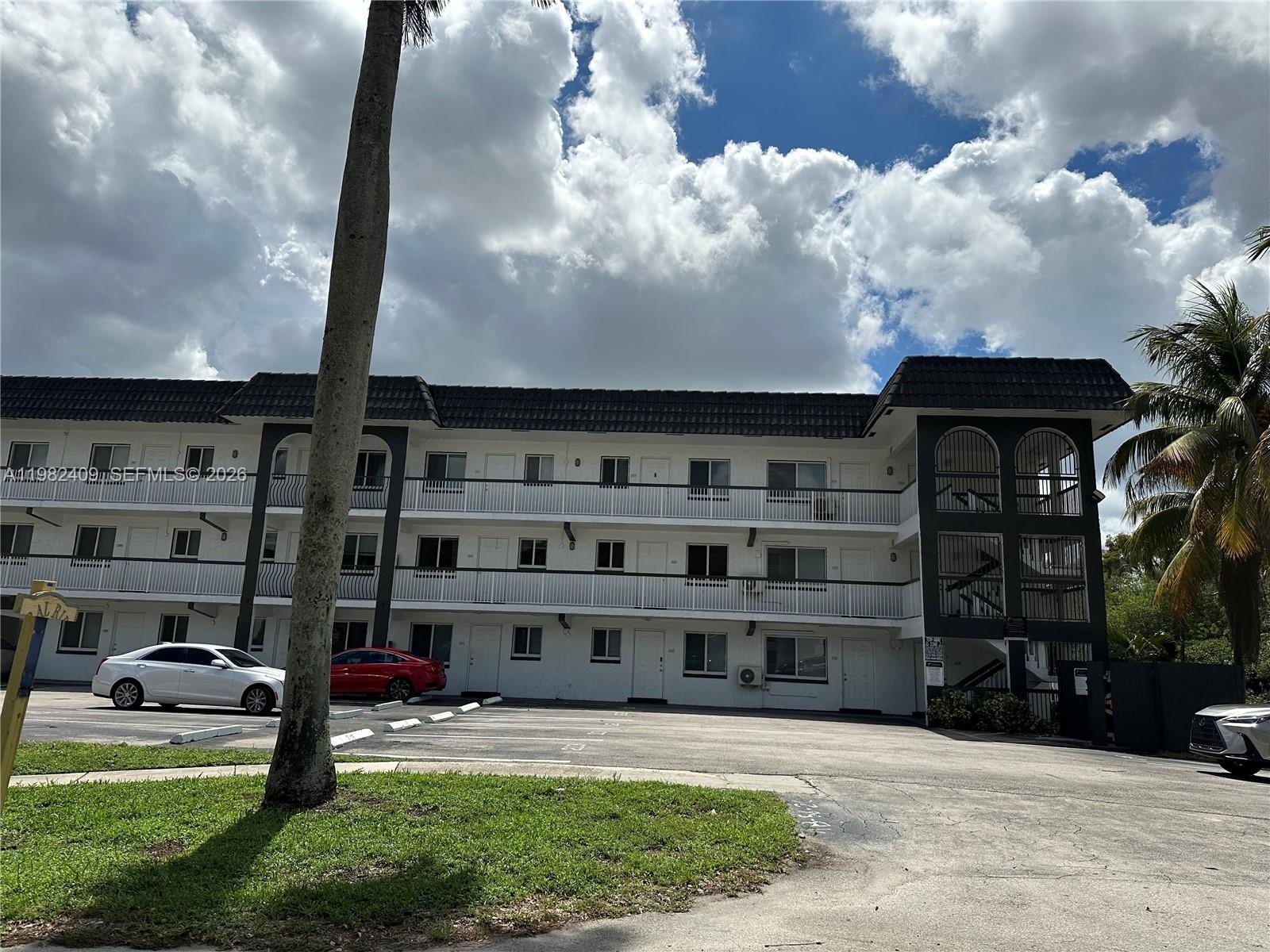 1400 NE 56th St #109 Fort Lauderdale, FL 33334