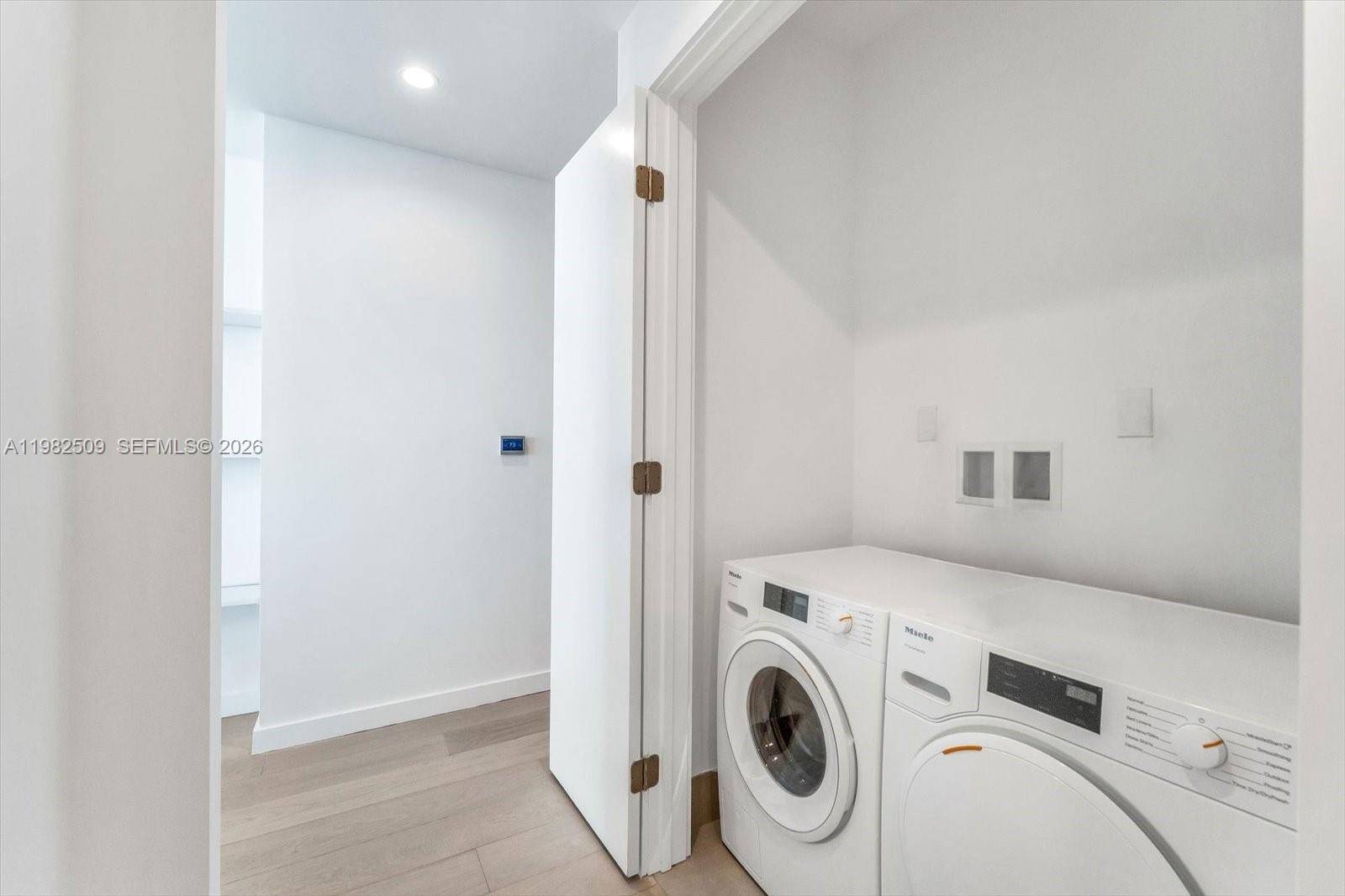 9201 E Bay Hbr Dr #702 Bay Harbor Islands, FL 33154