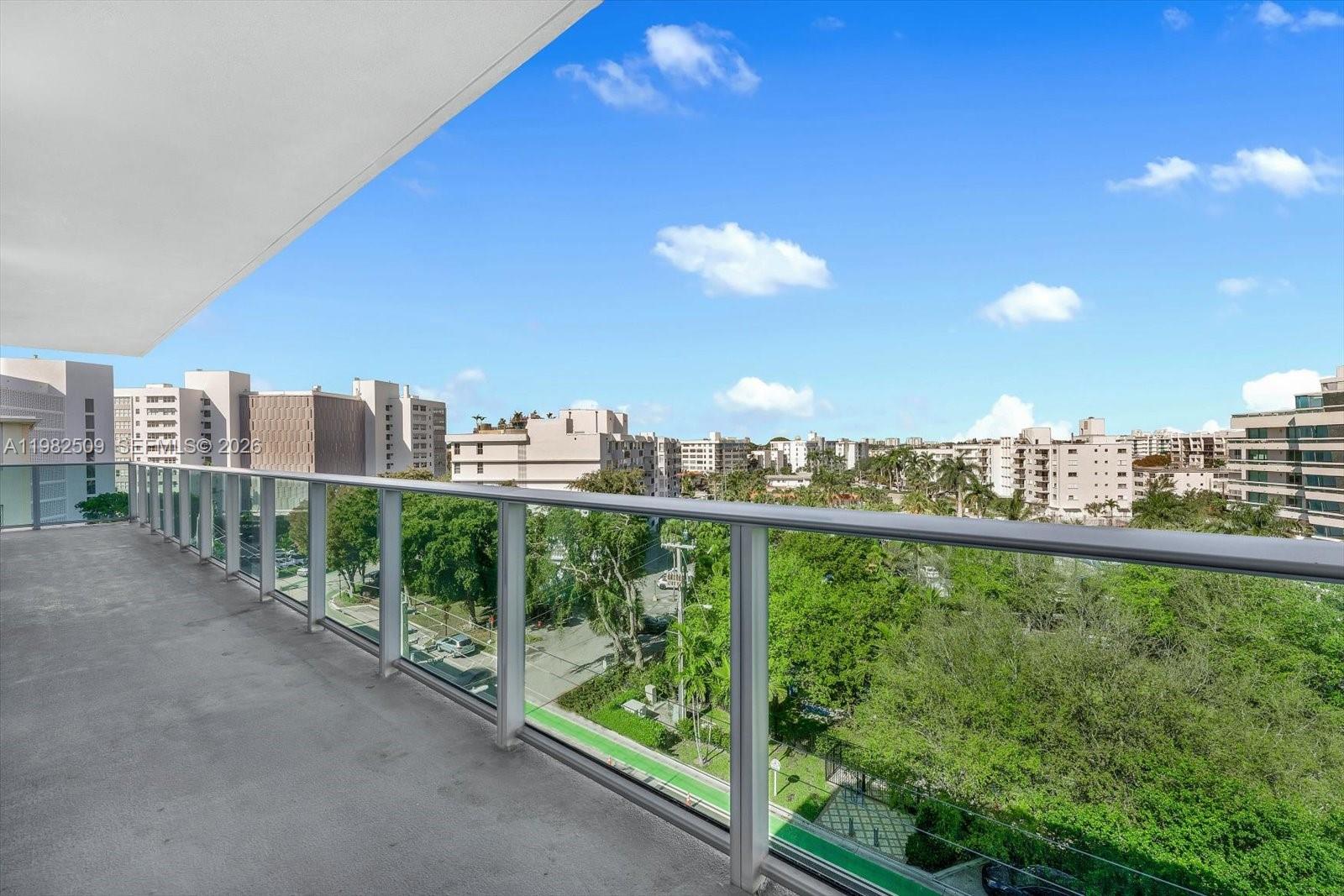 9201 E Bay Hbr Dr #702 Bay Harbor Islands, FL 33154