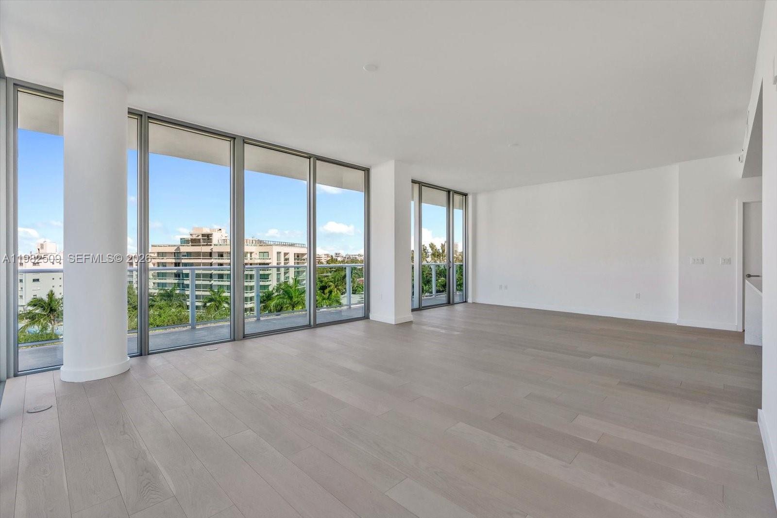 9201 E Bay Hbr Dr #702 Bay Harbor Islands, FL 33154