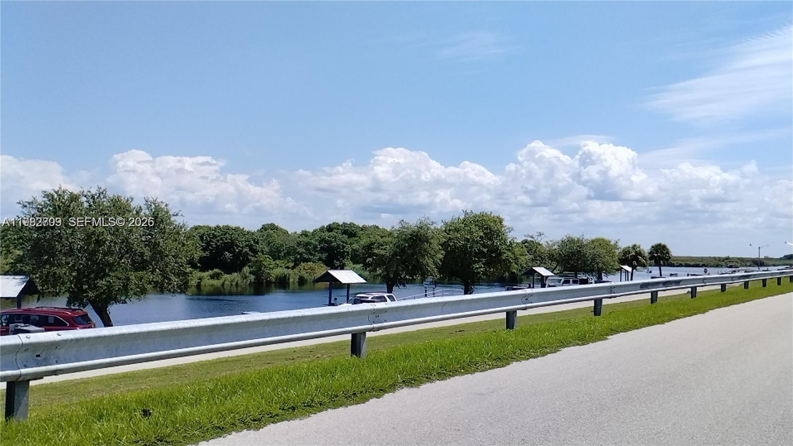 225 S Fronda St Clewiston, FL 33440