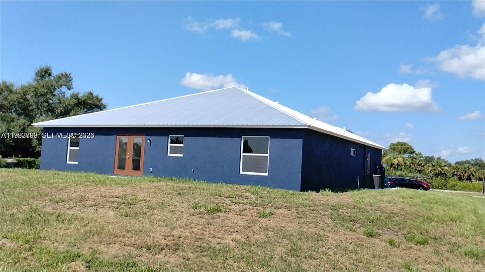 225 S Fronda St Clewiston, FL 33440