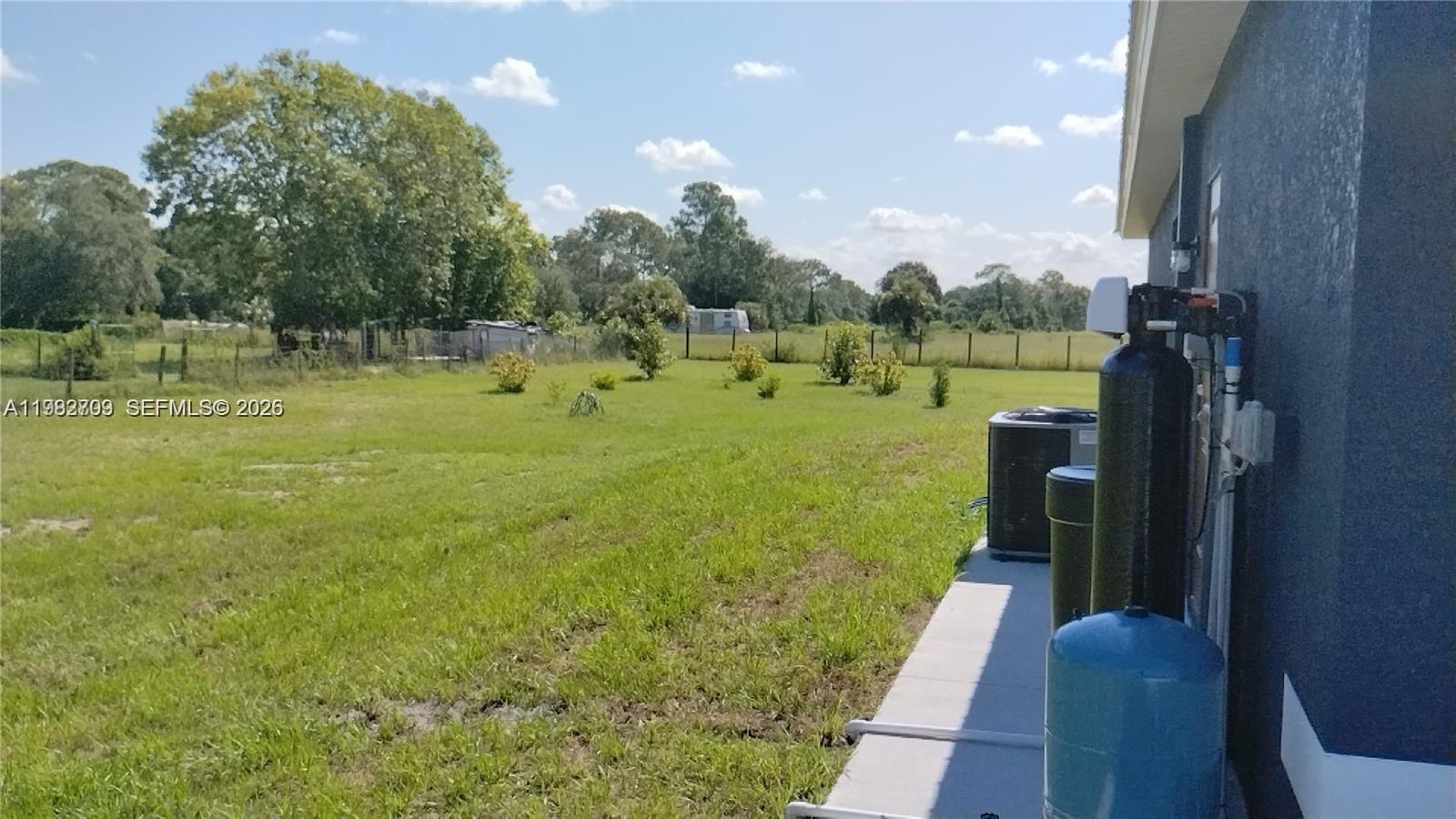 225 S Fronda St Clewiston, FL 33440