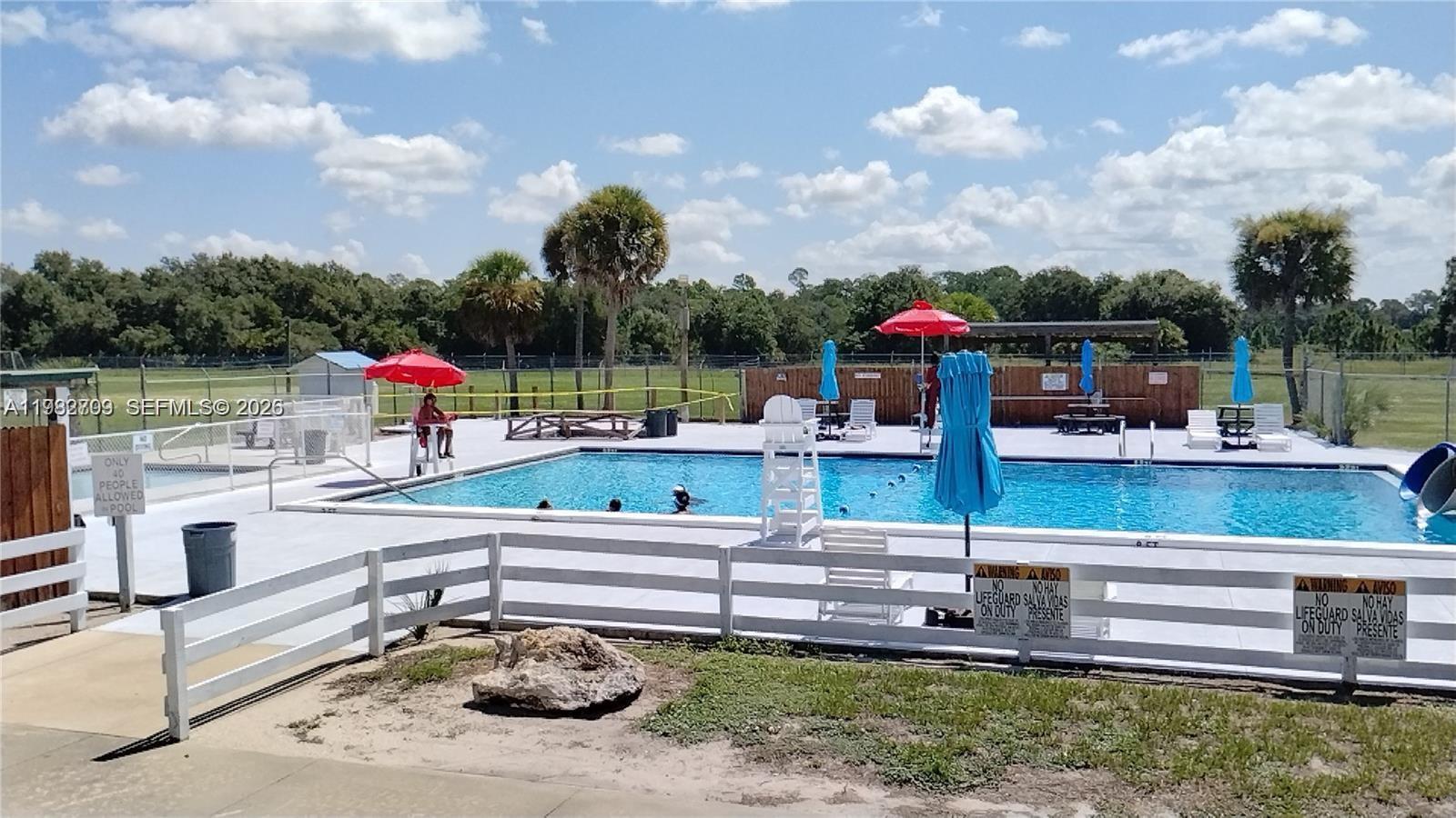 225 S Fronda St Clewiston, FL 33440