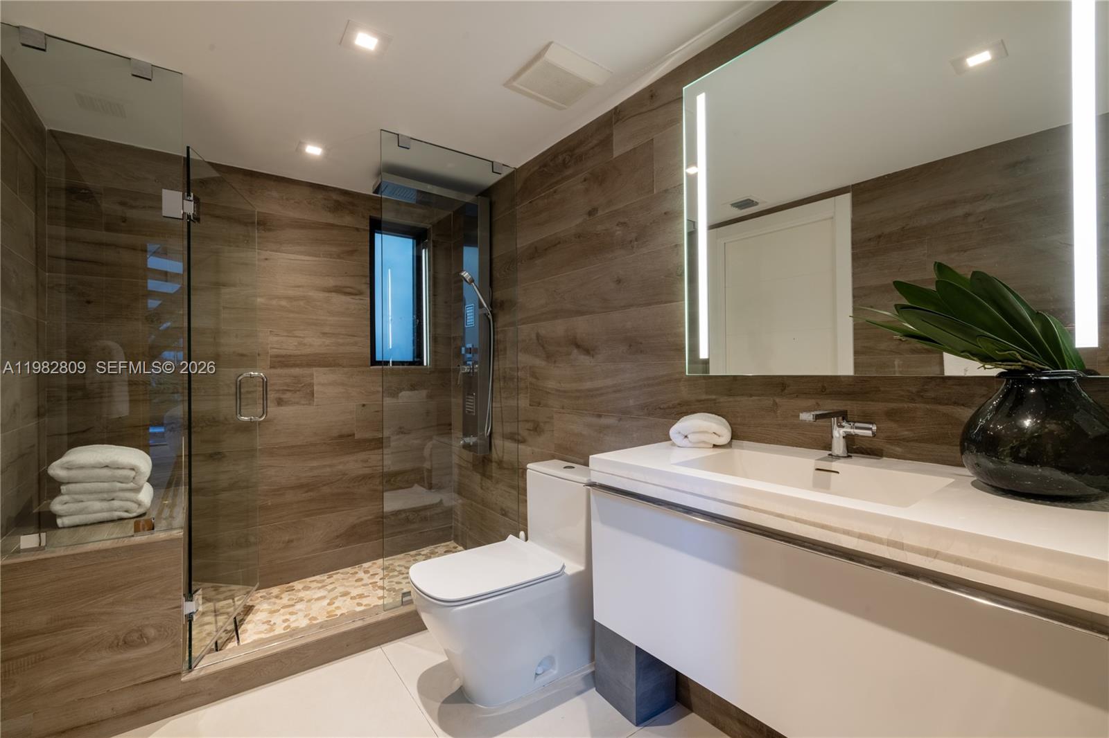 1755 Fairhaven Pl Miami, FL 33133