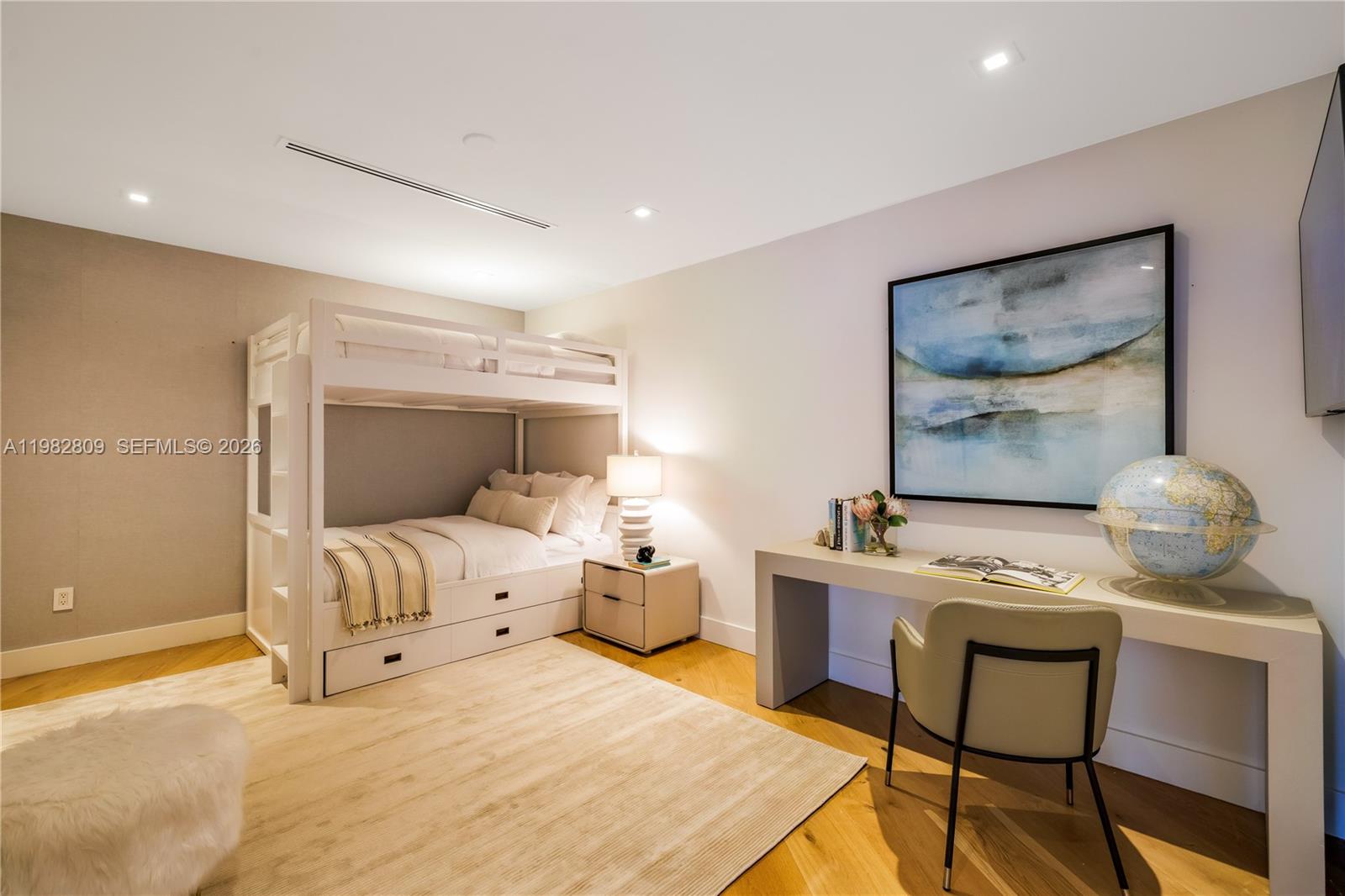 1755 Fairhaven Pl Miami, FL 33133