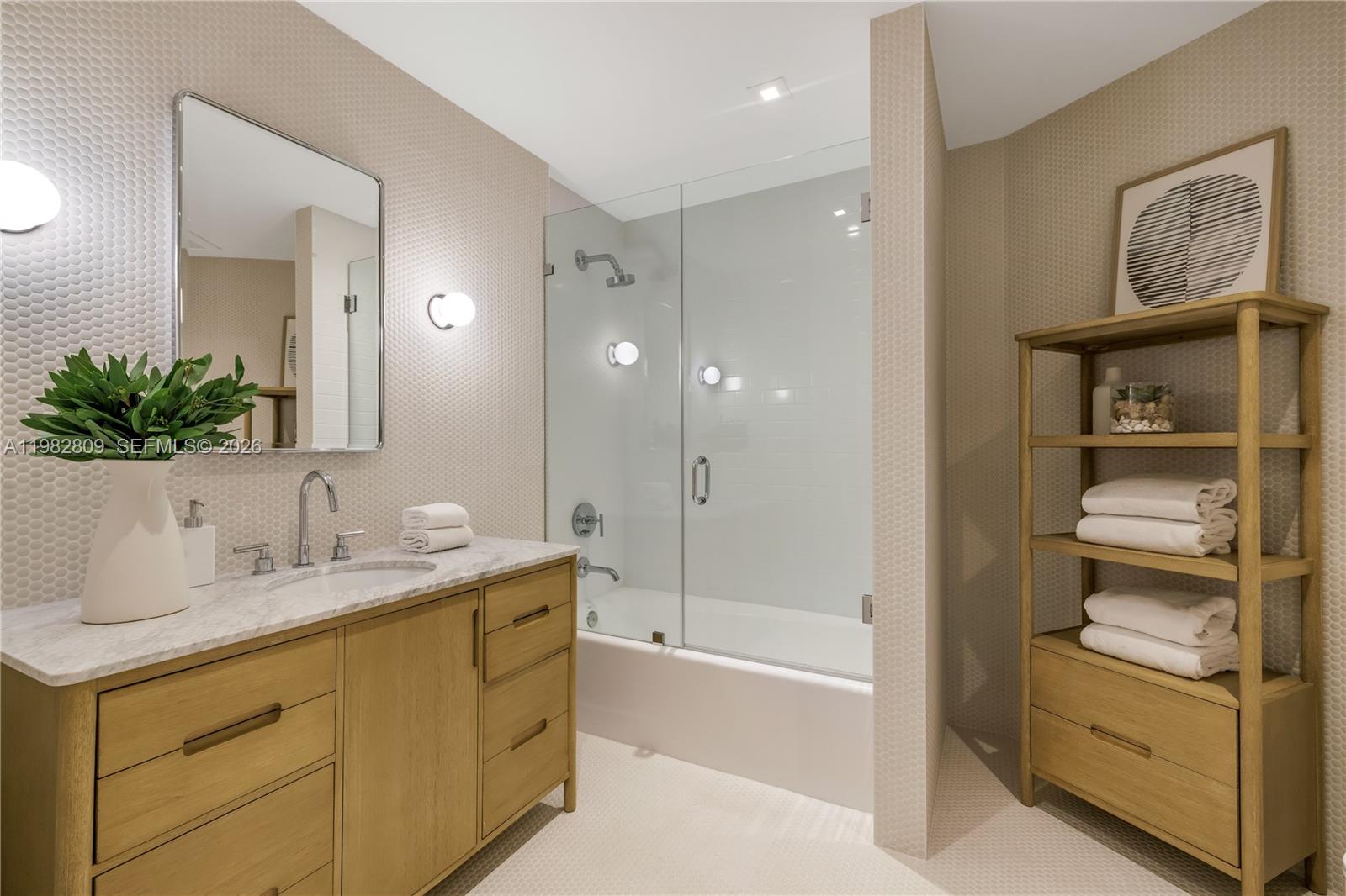 1755 Fairhaven Pl Miami, FL 33133