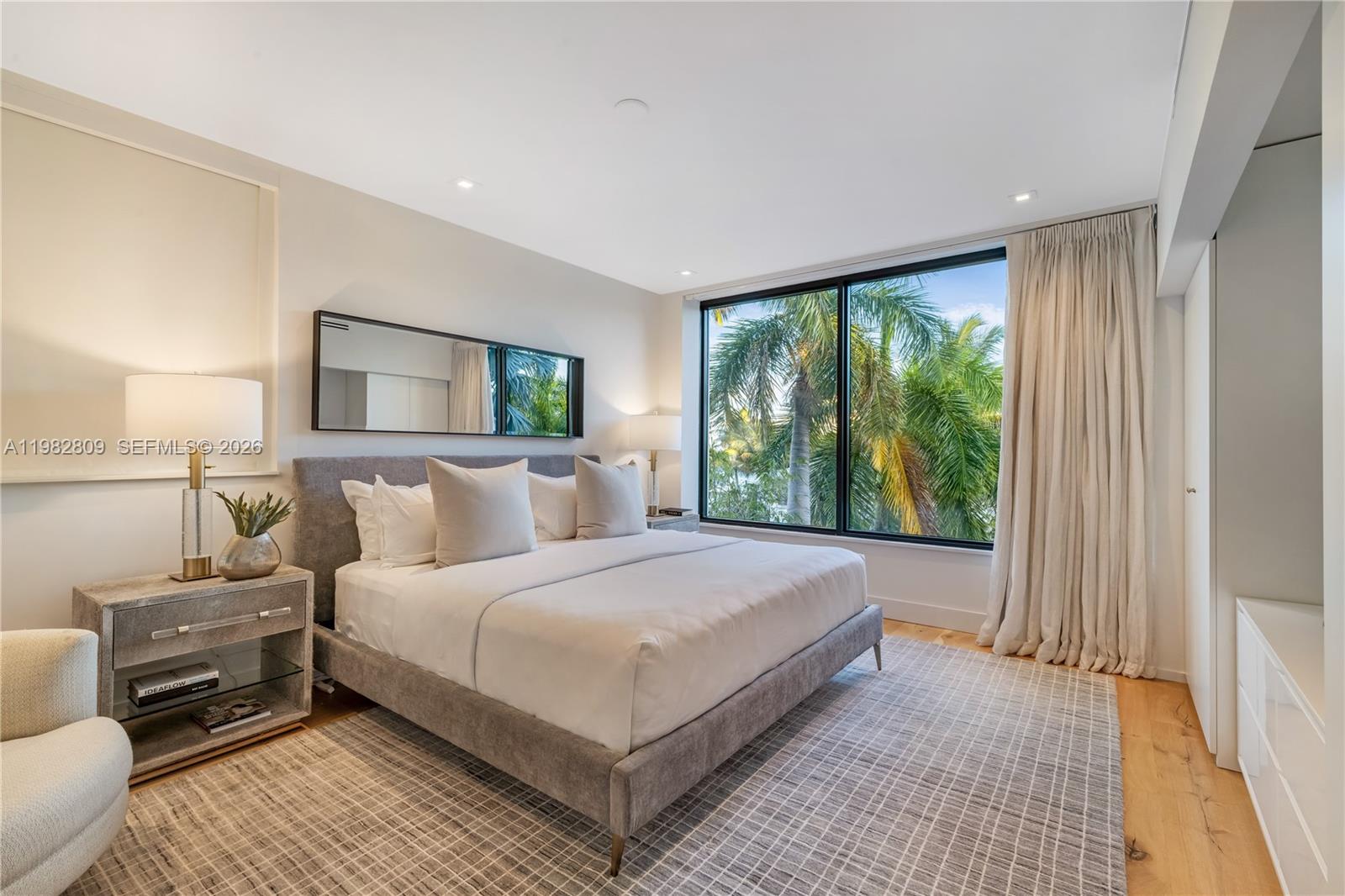 1755 Fairhaven Pl Miami, FL 33133