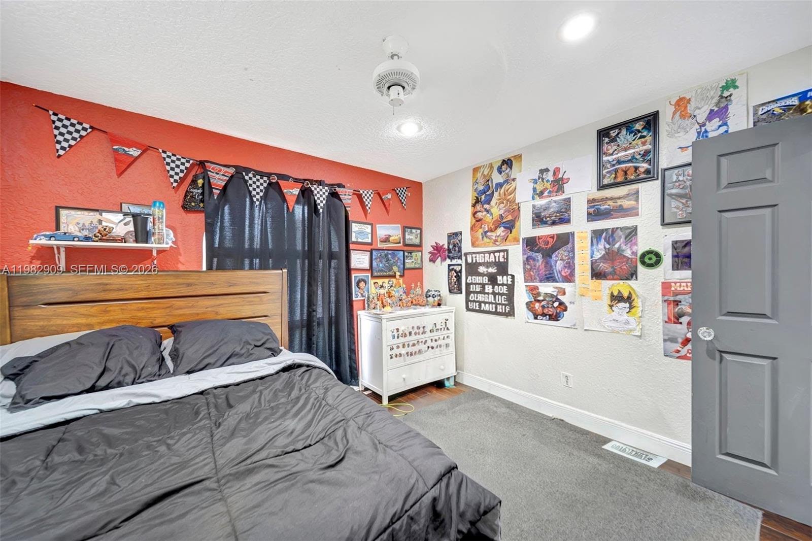 106 SW 85th Ter Coral Springs, FL 33071