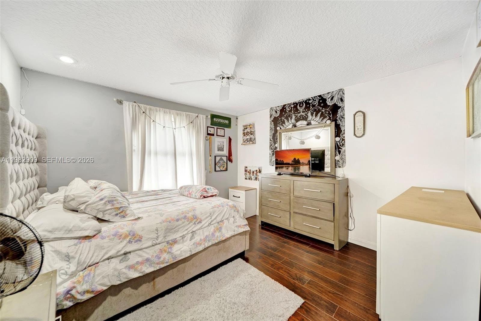 106 SW 85th Ter Coral Springs, FL 33071