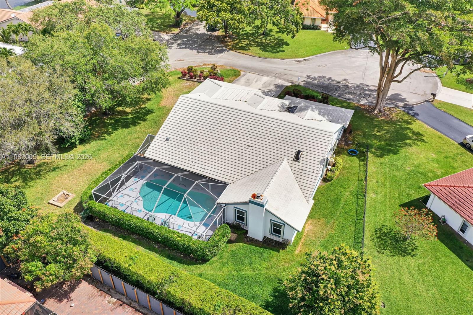 106 SW 85th Ter Coral Springs, FL 33071