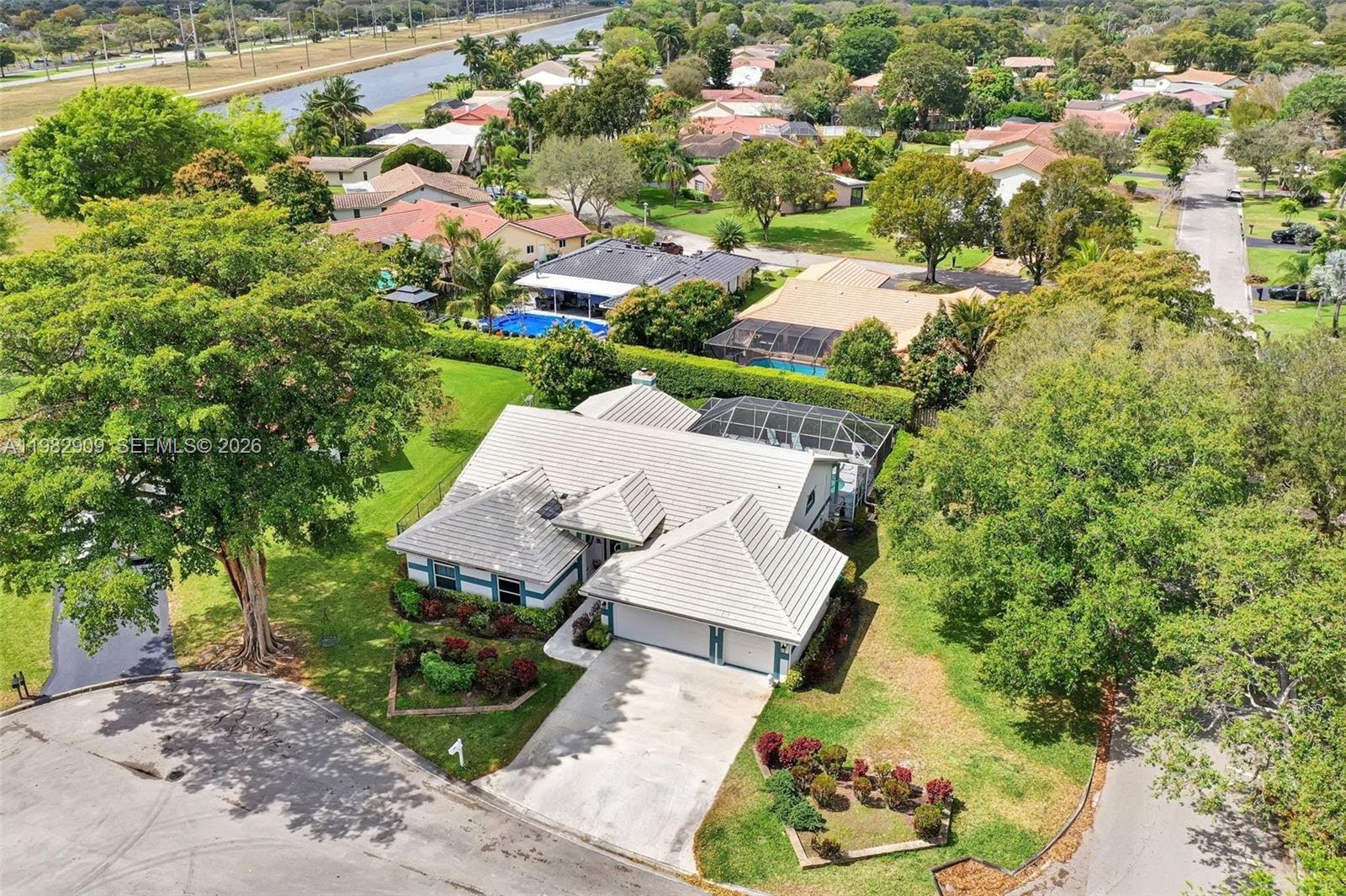 106 SW 85th Ter Coral Springs, FL 33071