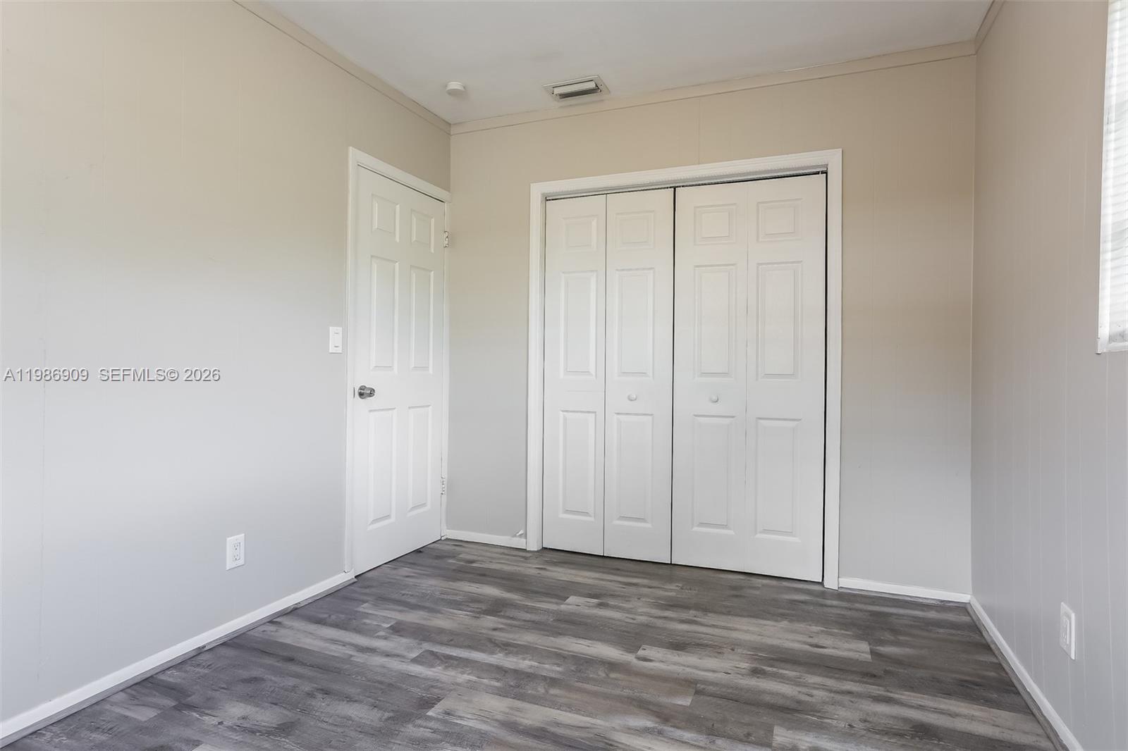 1078 NE 157th St North Miami Beach, FL 33162