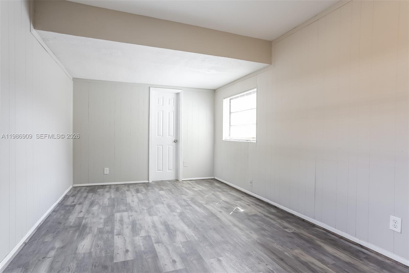 1078 NE 157th St North Miami Beach, FL 33162