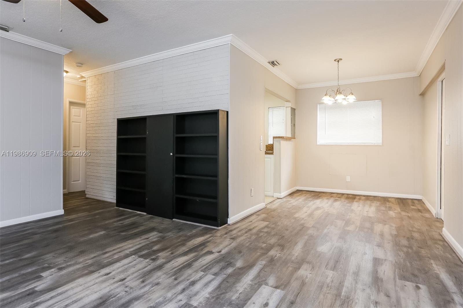 1078 NE 157th St North Miami Beach, FL 33162