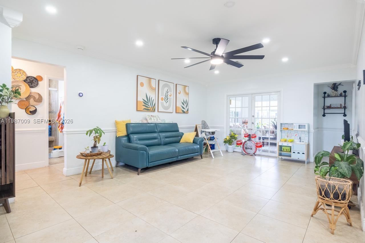 8740 NW 11th St Pembroke Pines, FL 33024