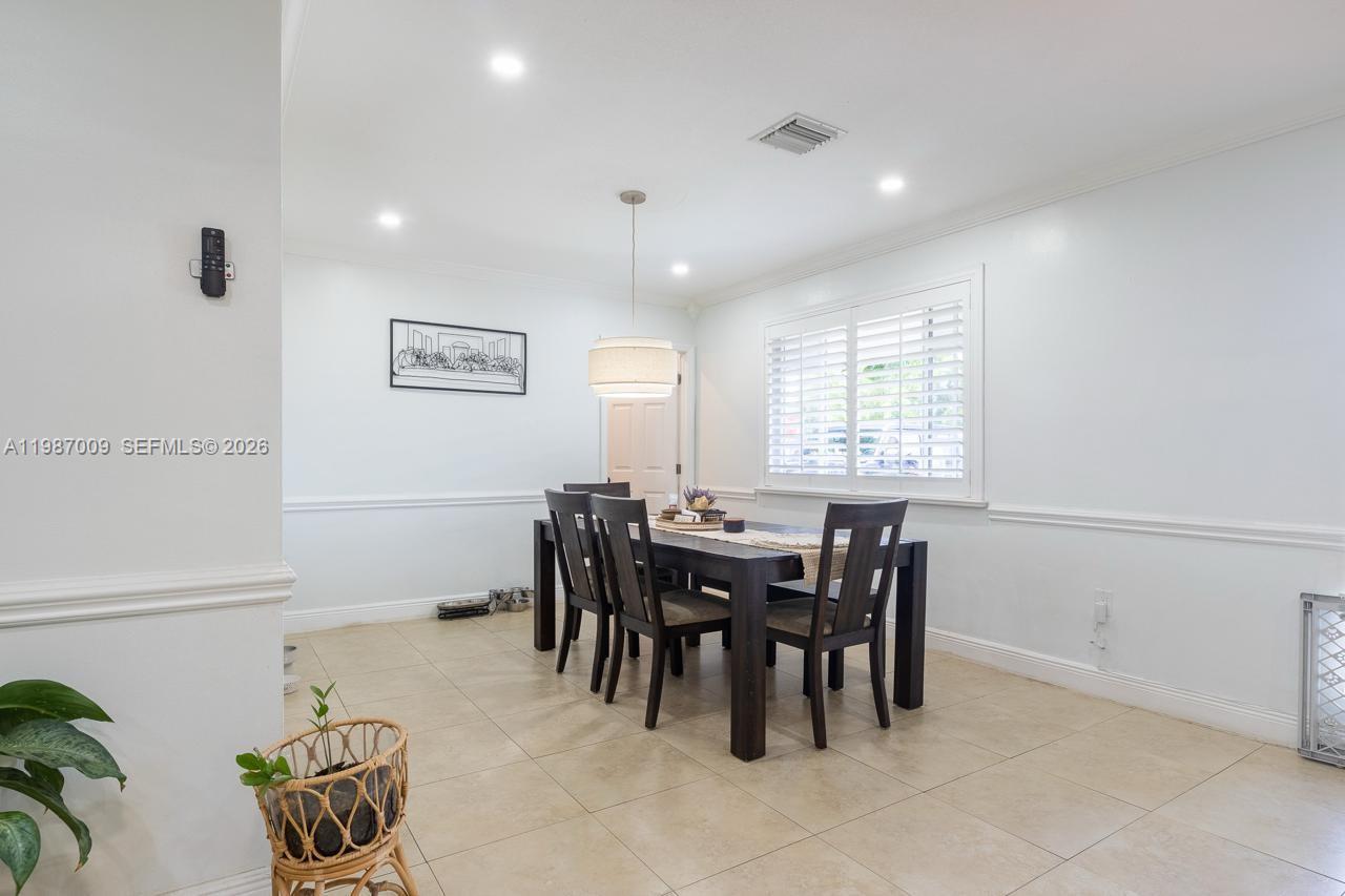 8740 NW 11th St Pembroke Pines, FL 33024