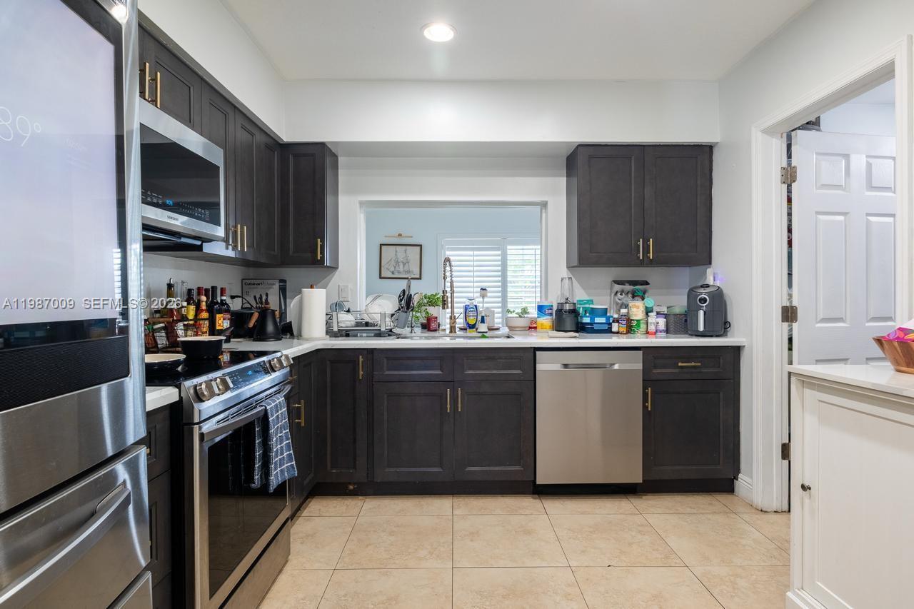 8740 NW 11th St Pembroke Pines, FL 33024