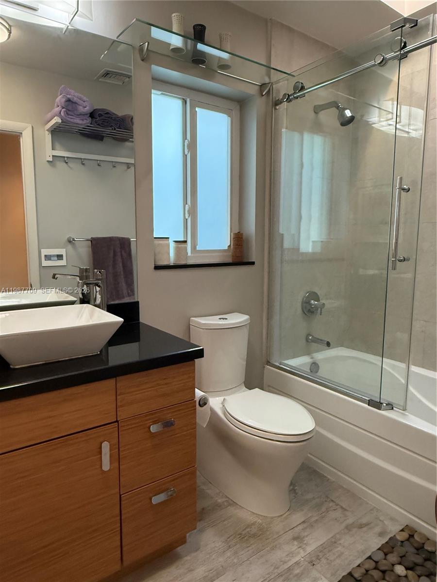 201 Fluvia Ave Coral Gables, FL 33134