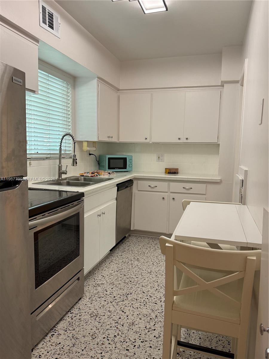 201 Fluvia Ave Coral Gables, FL 33134