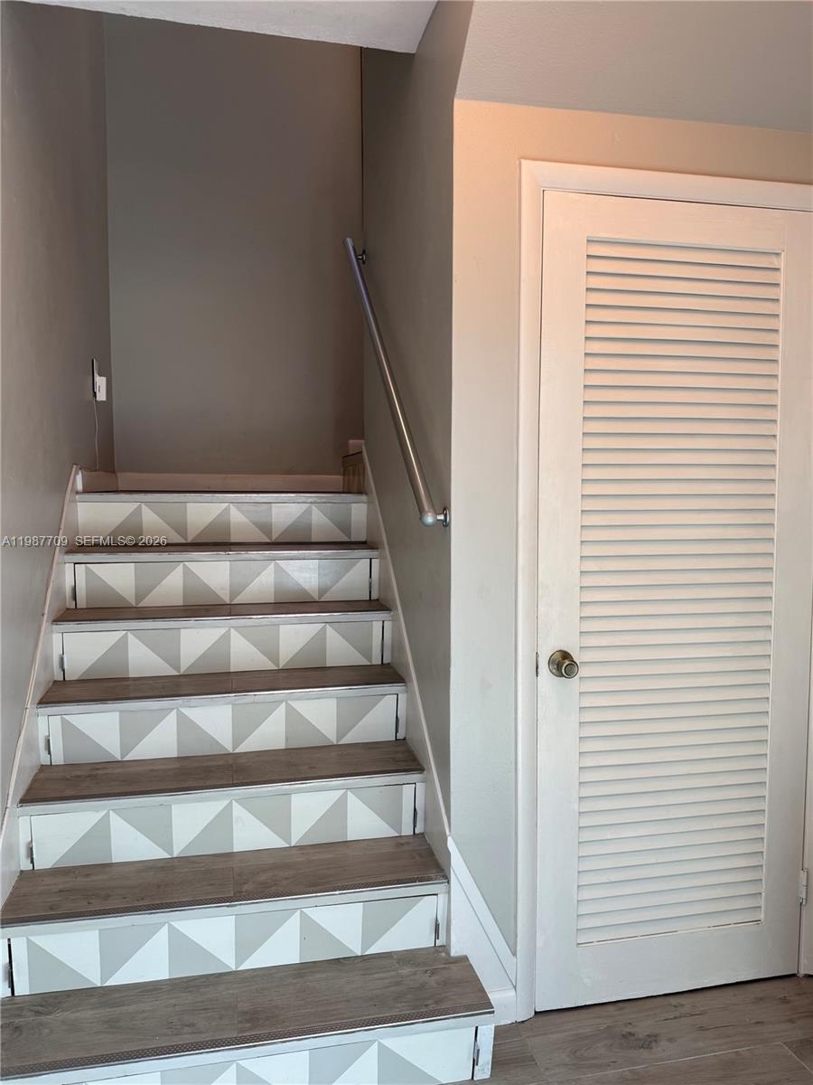 201 Fluvia Ave Coral Gables, FL 33134