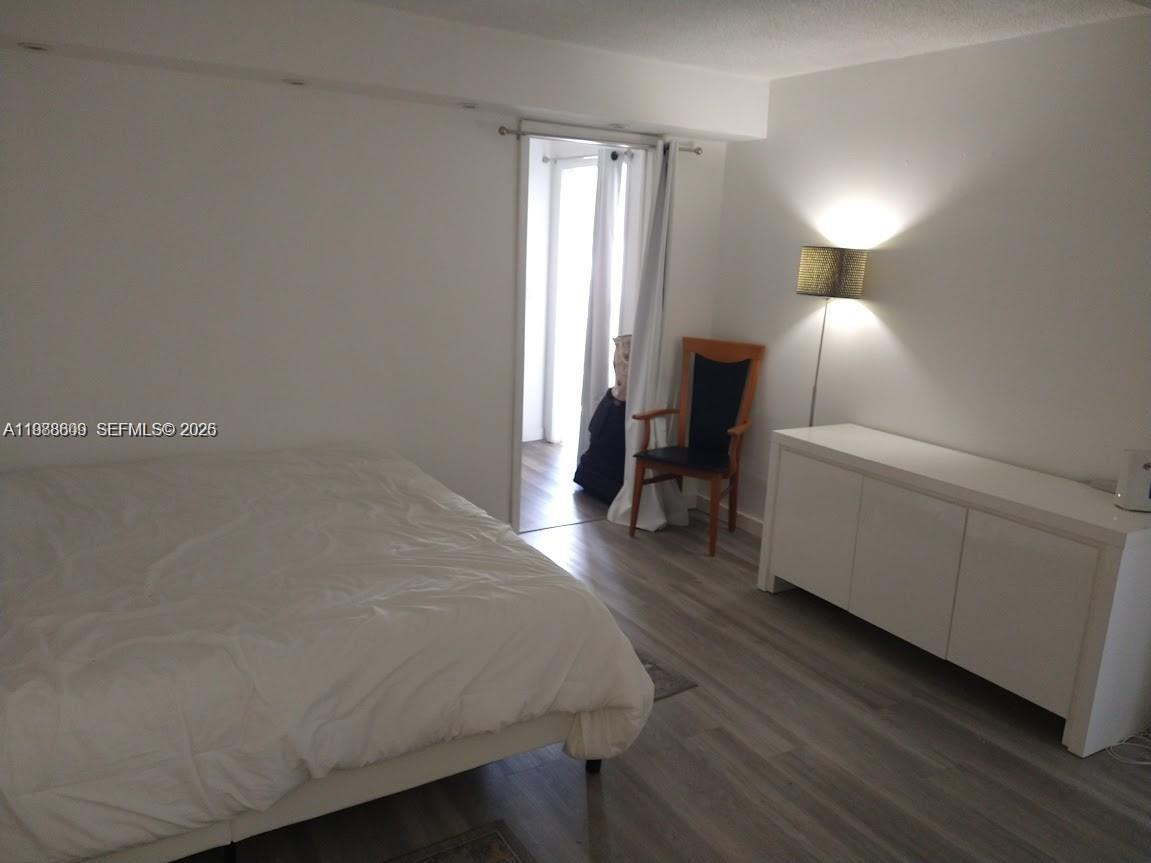 6039 Collins Ave #1710 Miami Beach, FL 33140