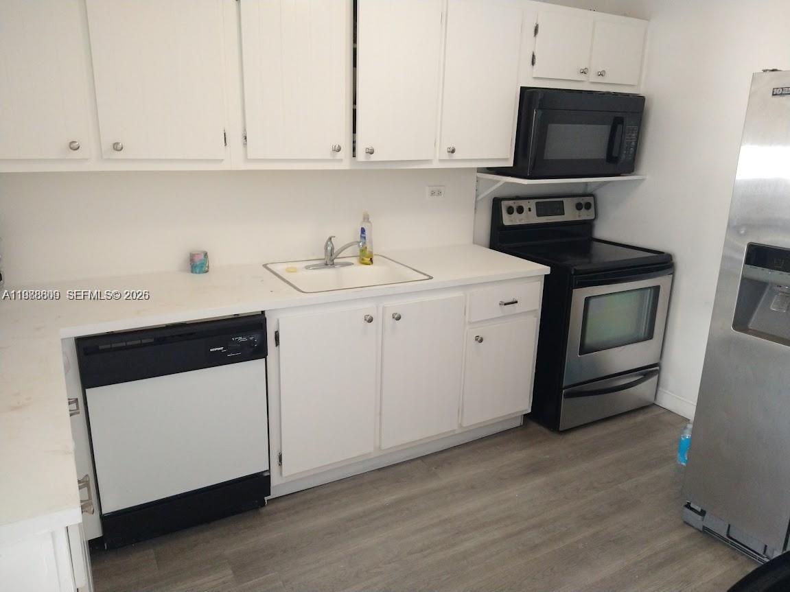 6039 Collins Ave #1710 Miami Beach, FL 33140