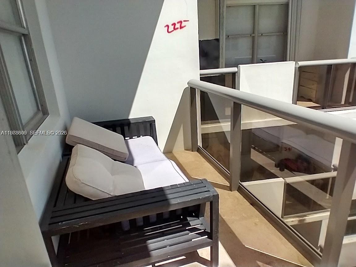 6039 Collins Ave #1710 Miami Beach, FL 33140