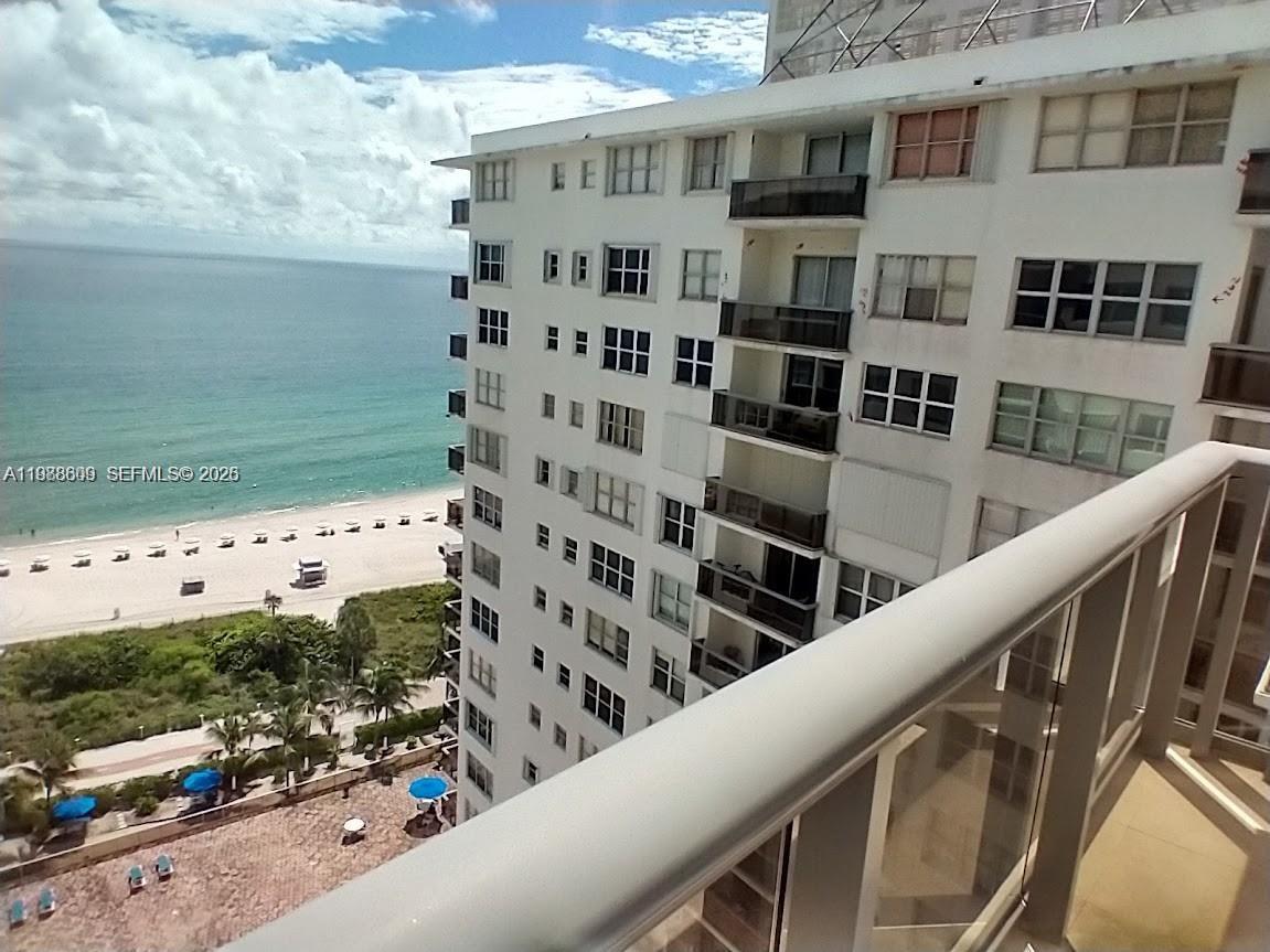 6039 Collins Ave #1710 Miami Beach, FL 33140