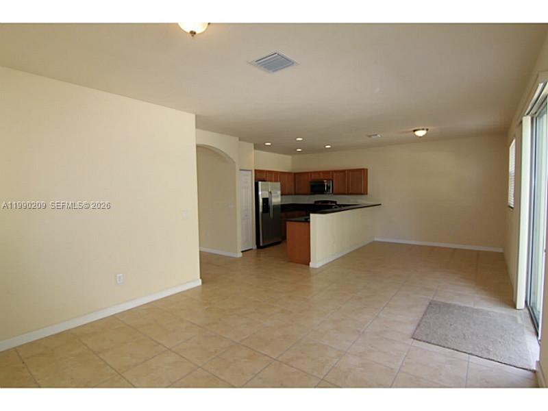 11277 NW 44th Ter Doral, FL 33178