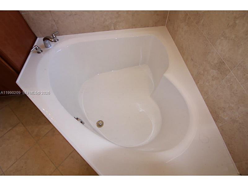 11277 NW 44th Ter Doral, FL 33178