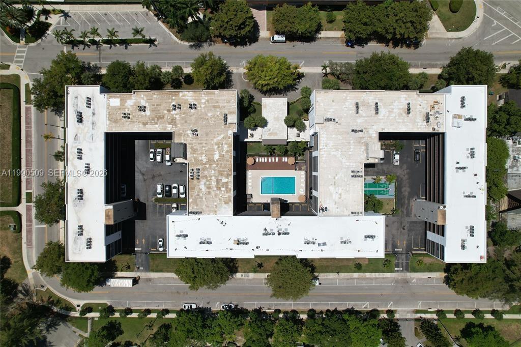 201 178th Dr #423 Sunny Isles Beach, FL 33160