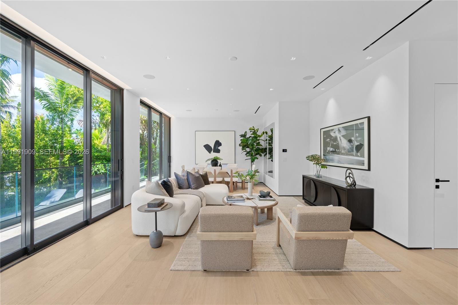 291 Palm Ave Miami Beach, FL 33139