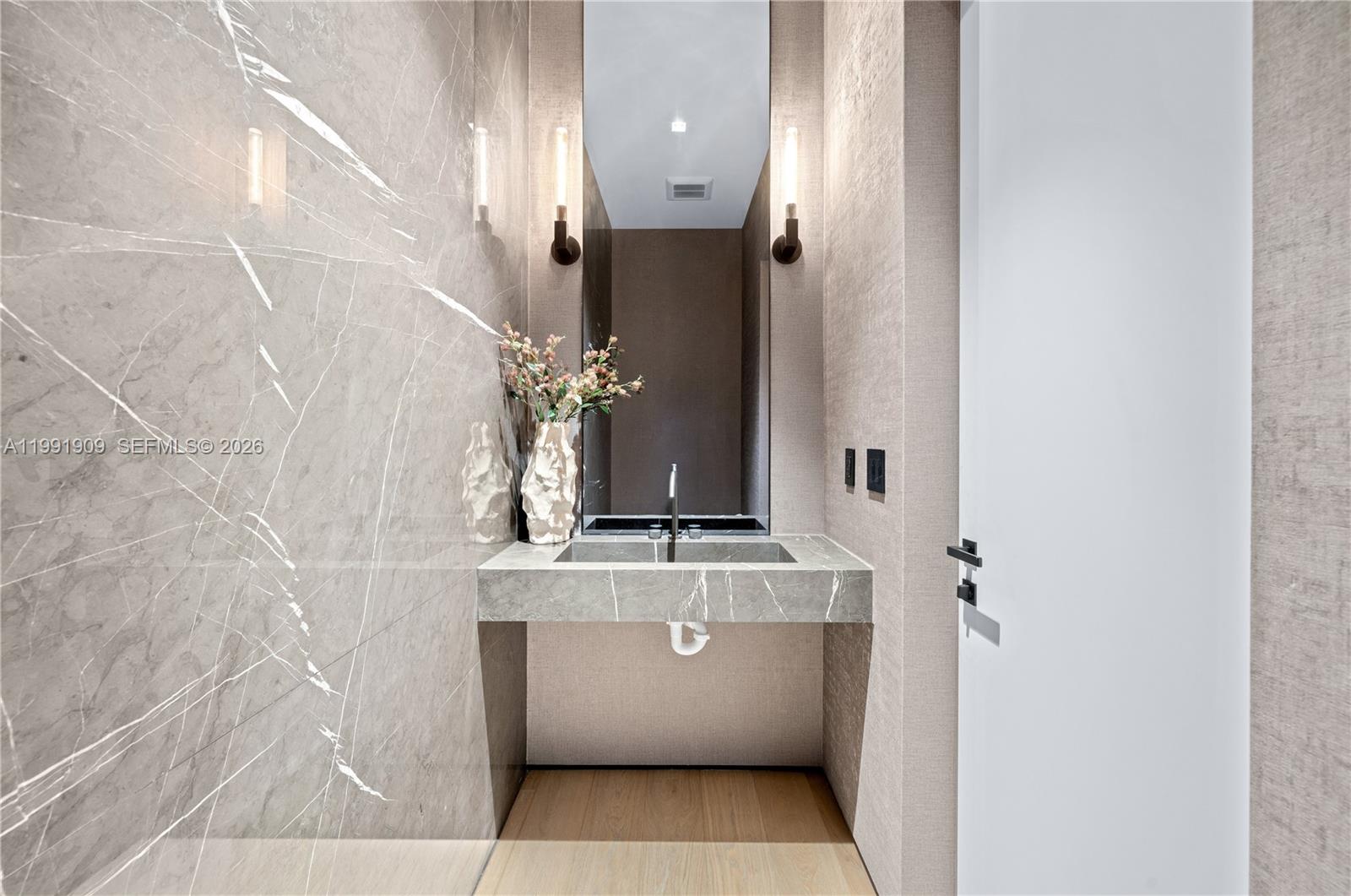 291 Palm Ave Miami Beach, FL 33139