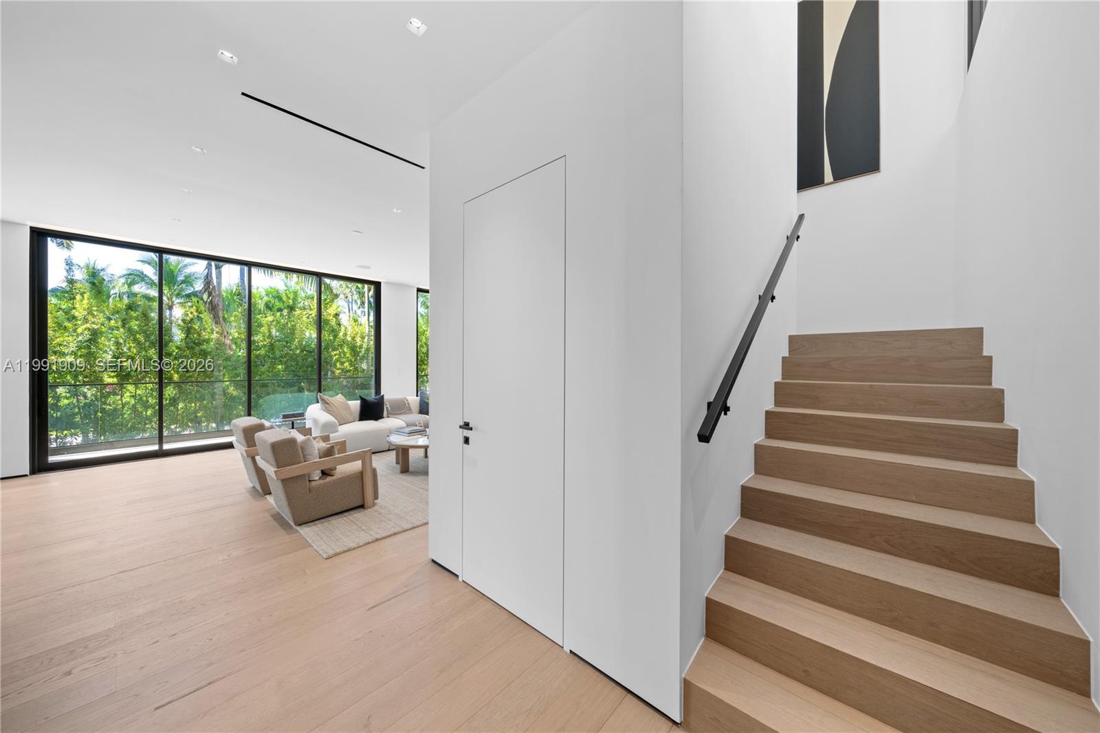 291 Palm Ave Miami Beach, FL 33139