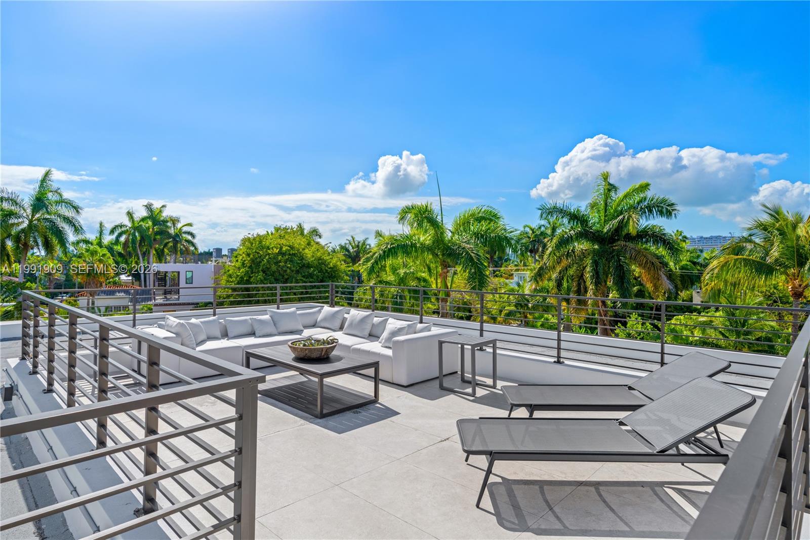 291 Palm Ave Miami Beach, FL 33139