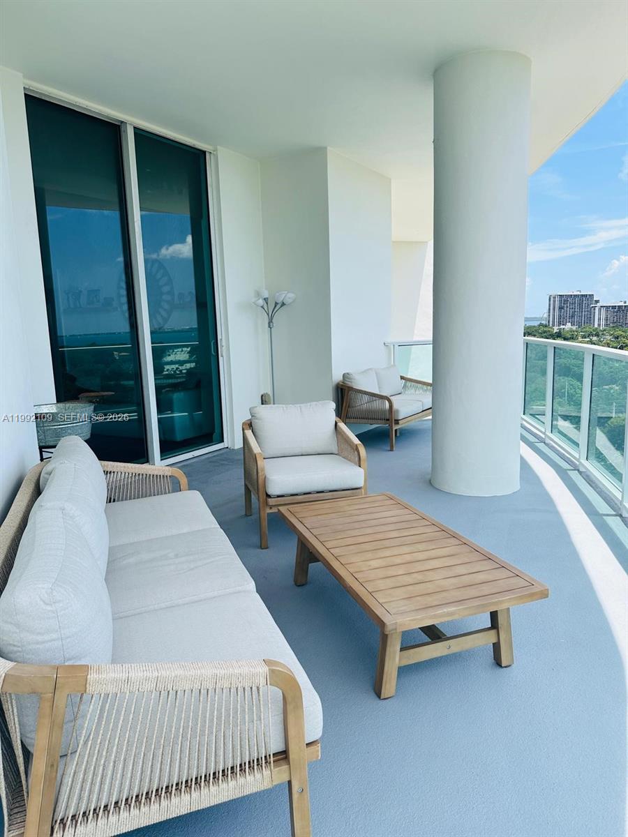 2525 SW 3rd Ave #1001 Miami, FL 33129