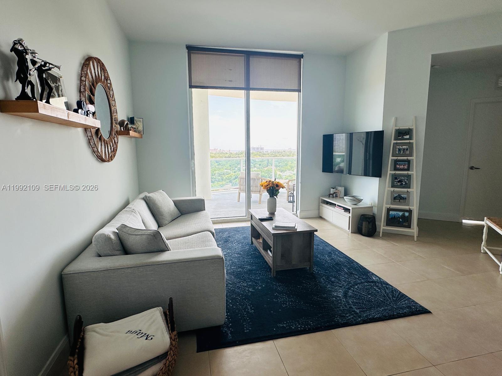 2525 SW 3rd Ave #1001 Miami, FL 33129