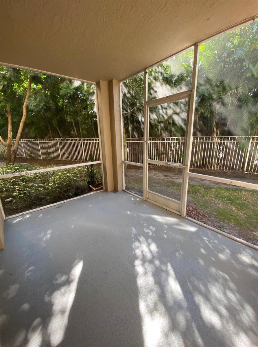 6458 Emerald Dunes Dr #108 West Palm Beach, FL 33411